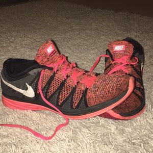 Nike Flyknit Lunar2 - hyper punch- Black - used